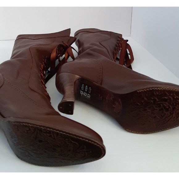 New Oak Tree Farms Genuine Leather Boots - Picture 4 of 7